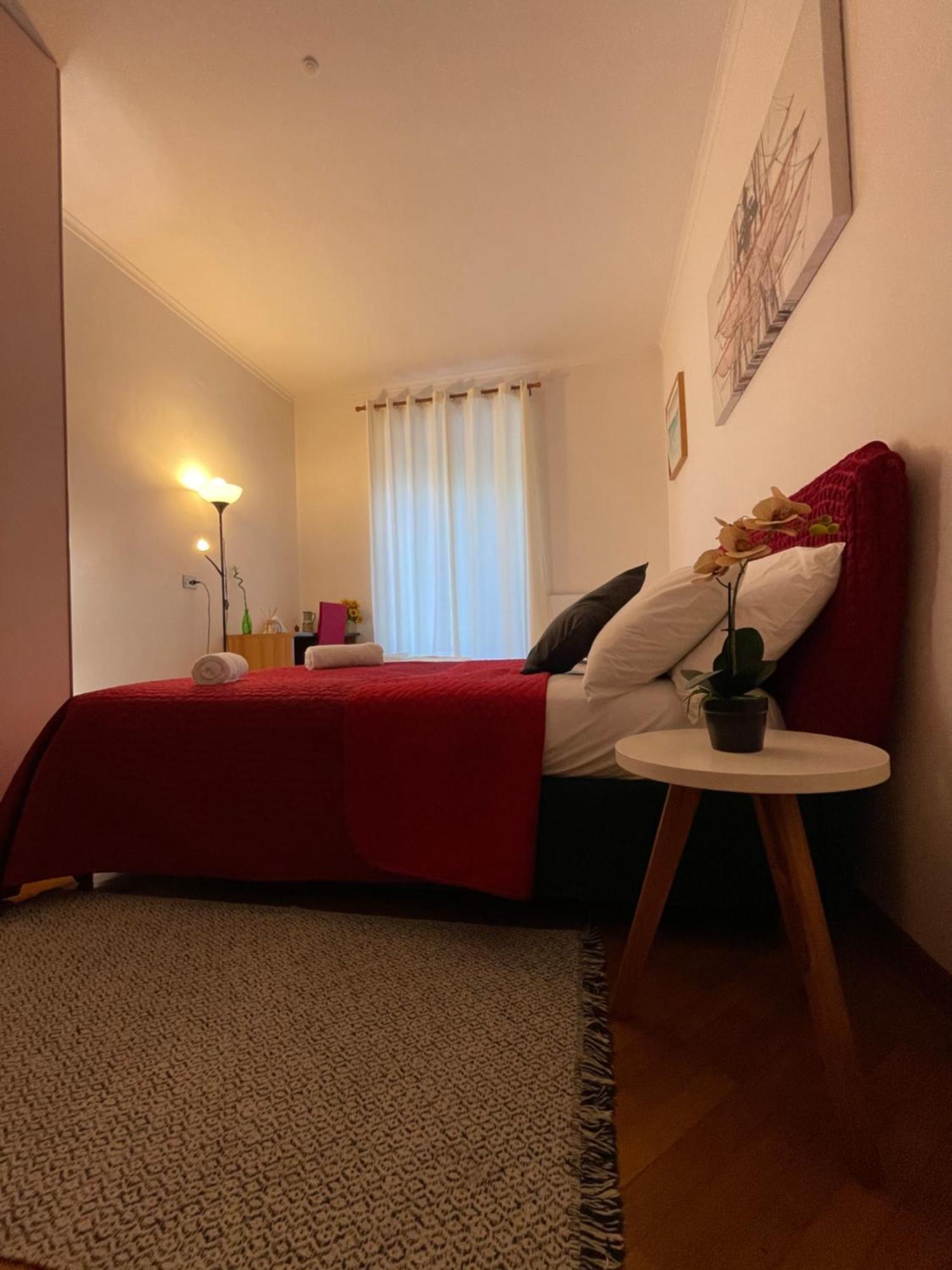 Holiday Colosseum Rome Bed & Breakfast Exterior photo